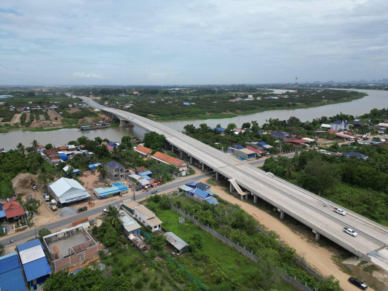 ផ្លូវក្រវាត់ក្រុងទី៣ តម្លៃ៣០០លានដុល្លារ បានបញ្ចប់កាសាងសង់ស្ទើរទាំងស្រុងហើយ នឹងគ្រោងសម្ពោធដាក់អោយប្រើប្រាស់ឆាប់ៗនេះហើយ